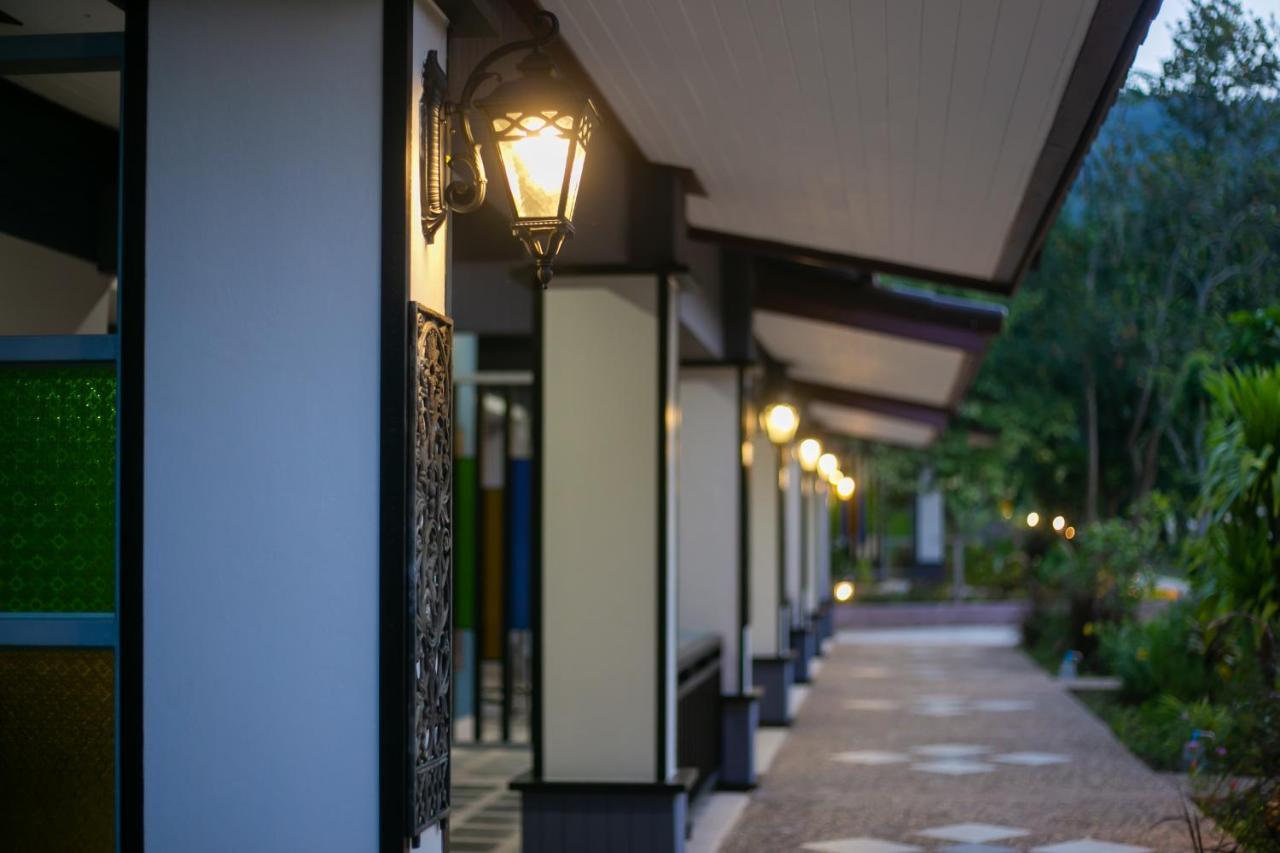 Loft Vintage Chalet Resort Ko Lanta Екстериор снимка
