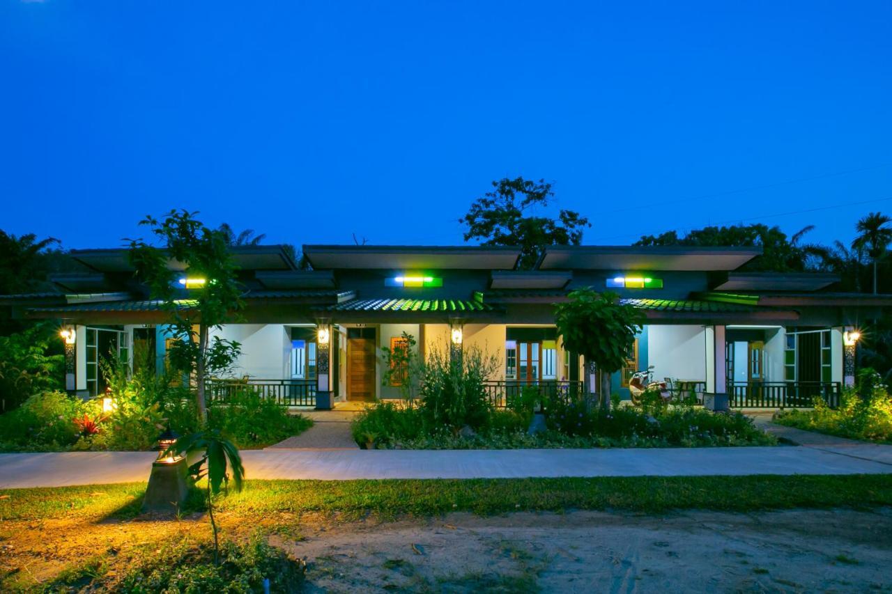Loft Vintage Chalet Resort Ko Lanta Екстериор снимка